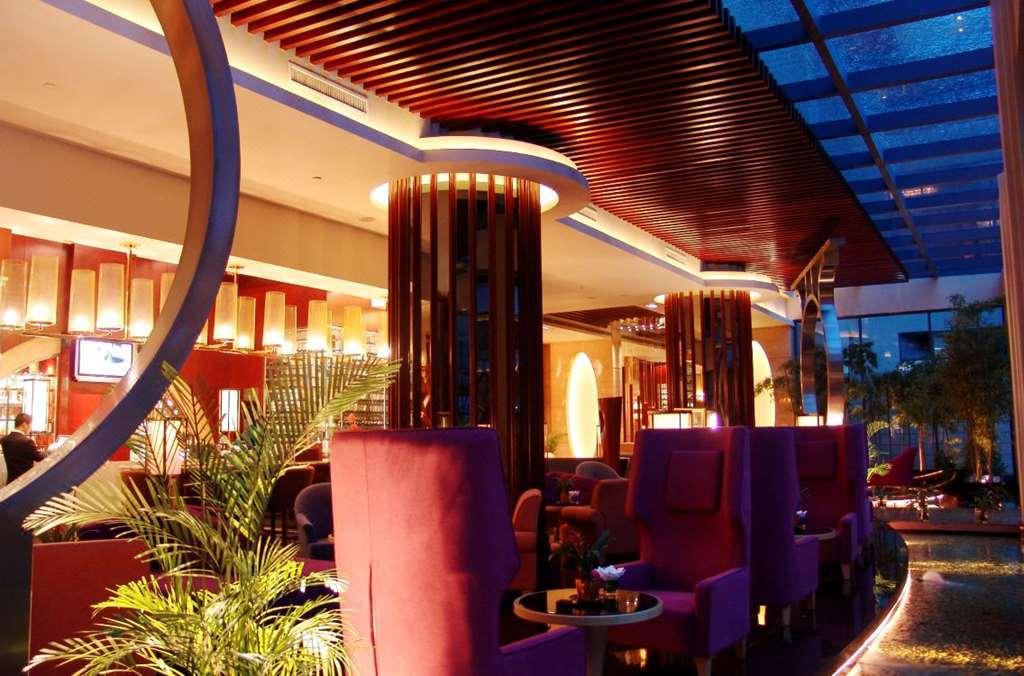 Grand Oriental Hotel Tungkuan Étterem fotó