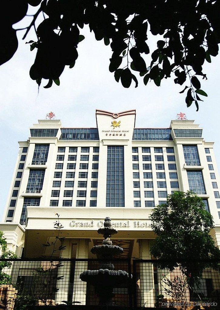 Grand Oriental Hotel Tungkuan Kültér fotó