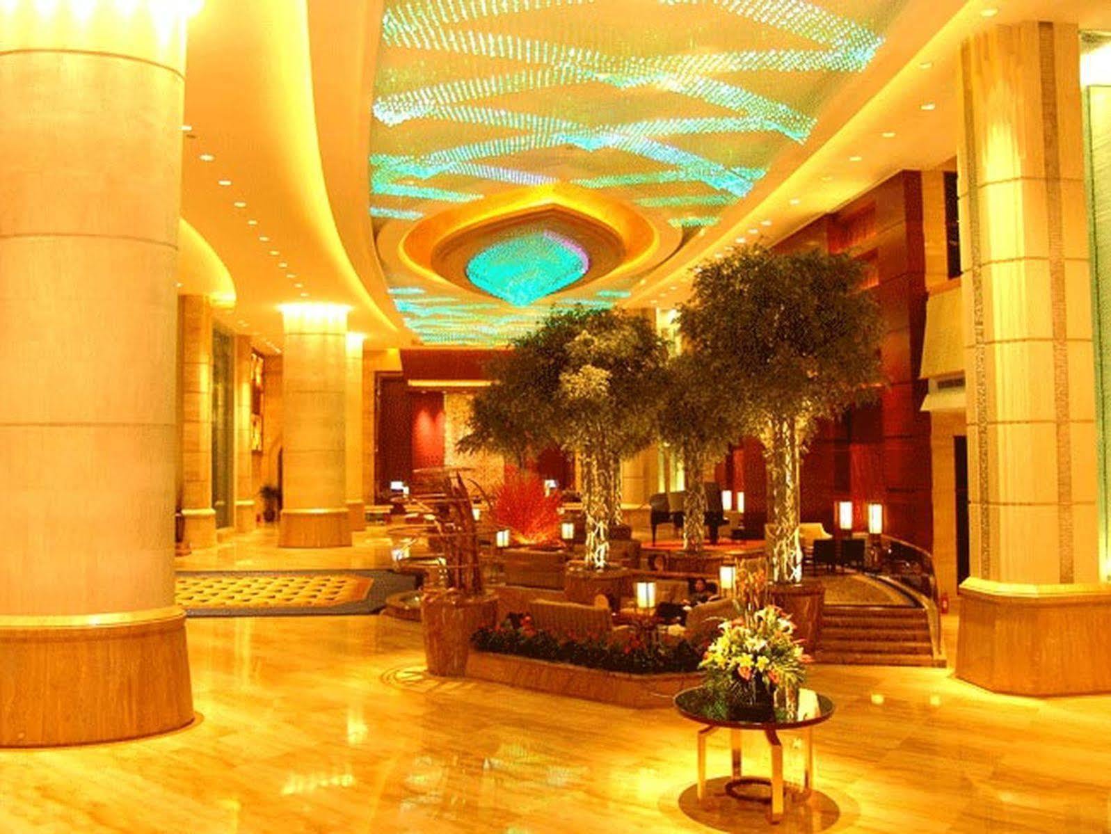 Grand Oriental Hotel Tungkuan Kültér fotó